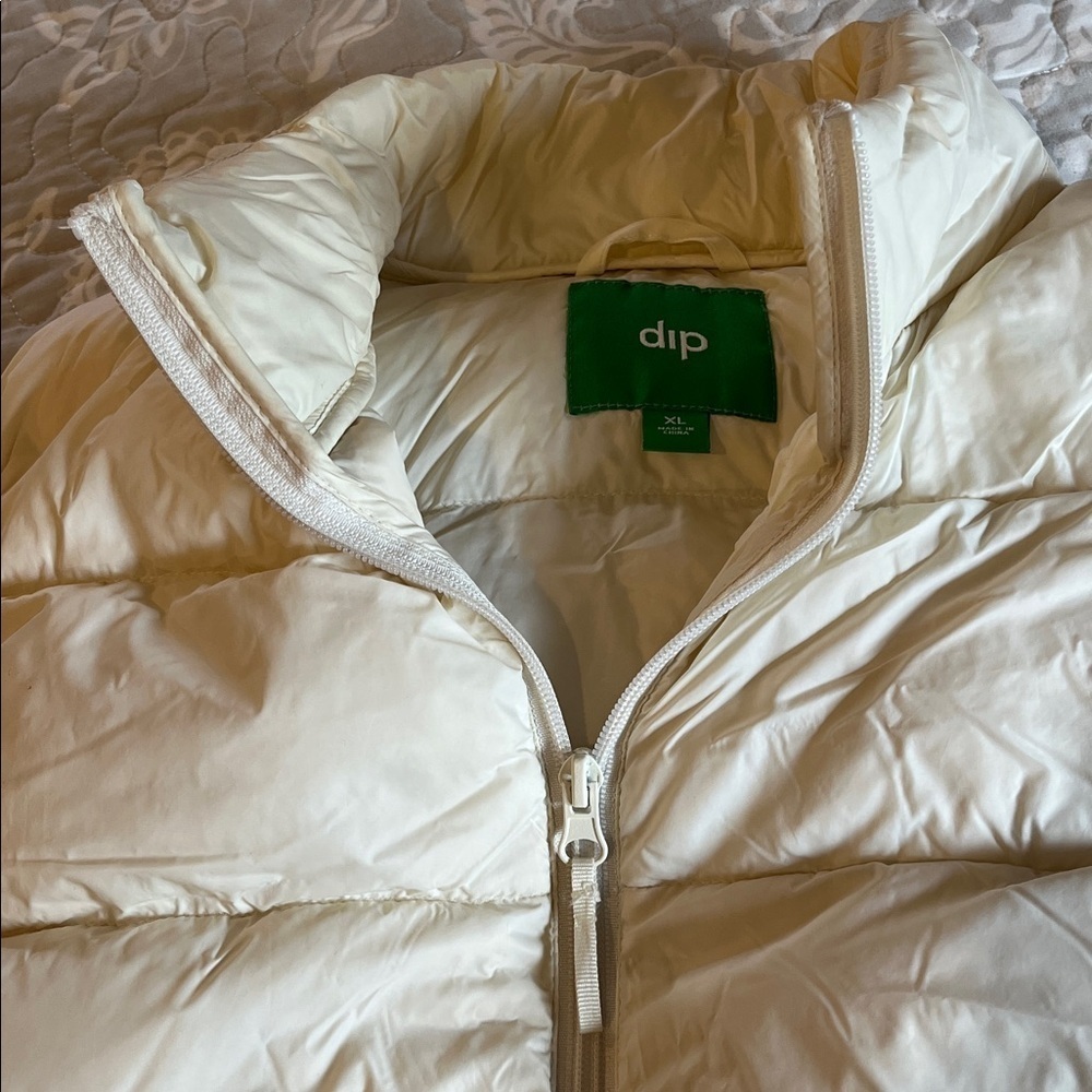 Puffy Vest Down Filling Winter White Two Outside and Inside Pockets Size XL - Picture 5 of 12